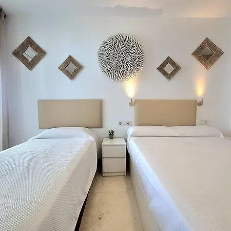 Apartamento Sunrise Sea Beachfront