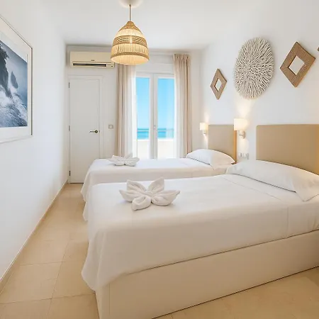 Sunrise Sea Beachfront * Торремолинос